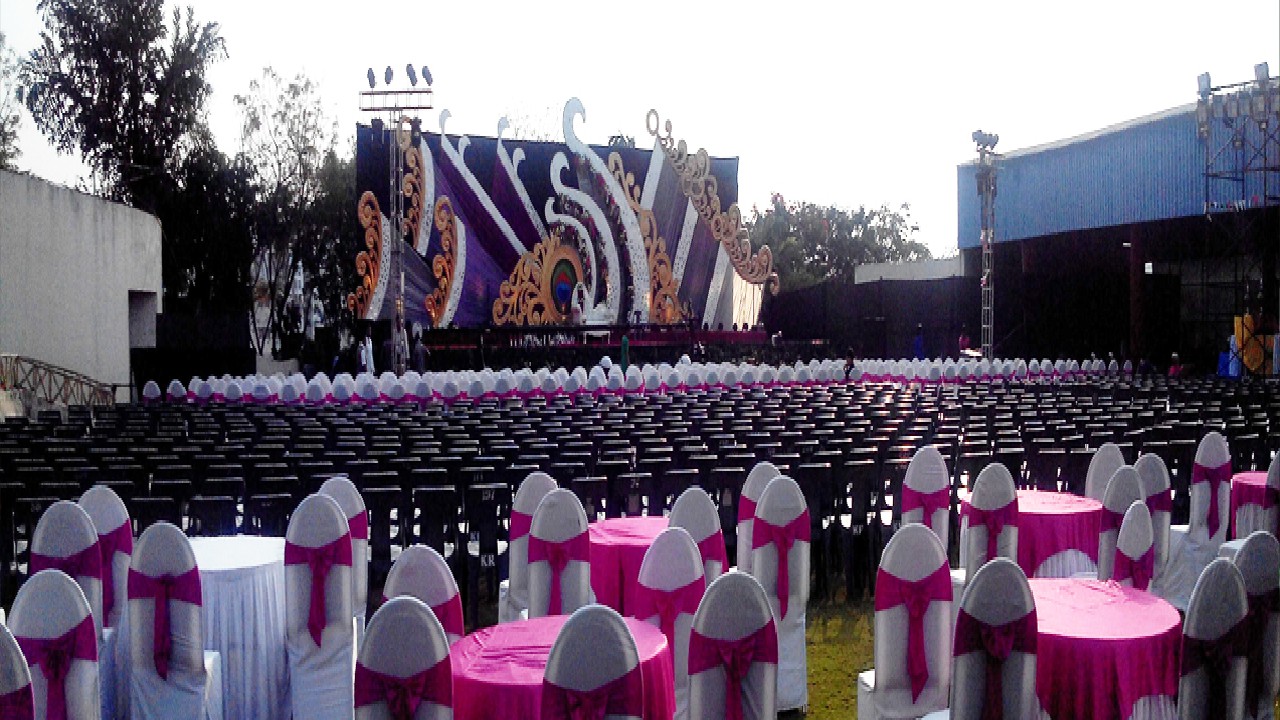 MahaLaxmi Lawns: Karve Nagar