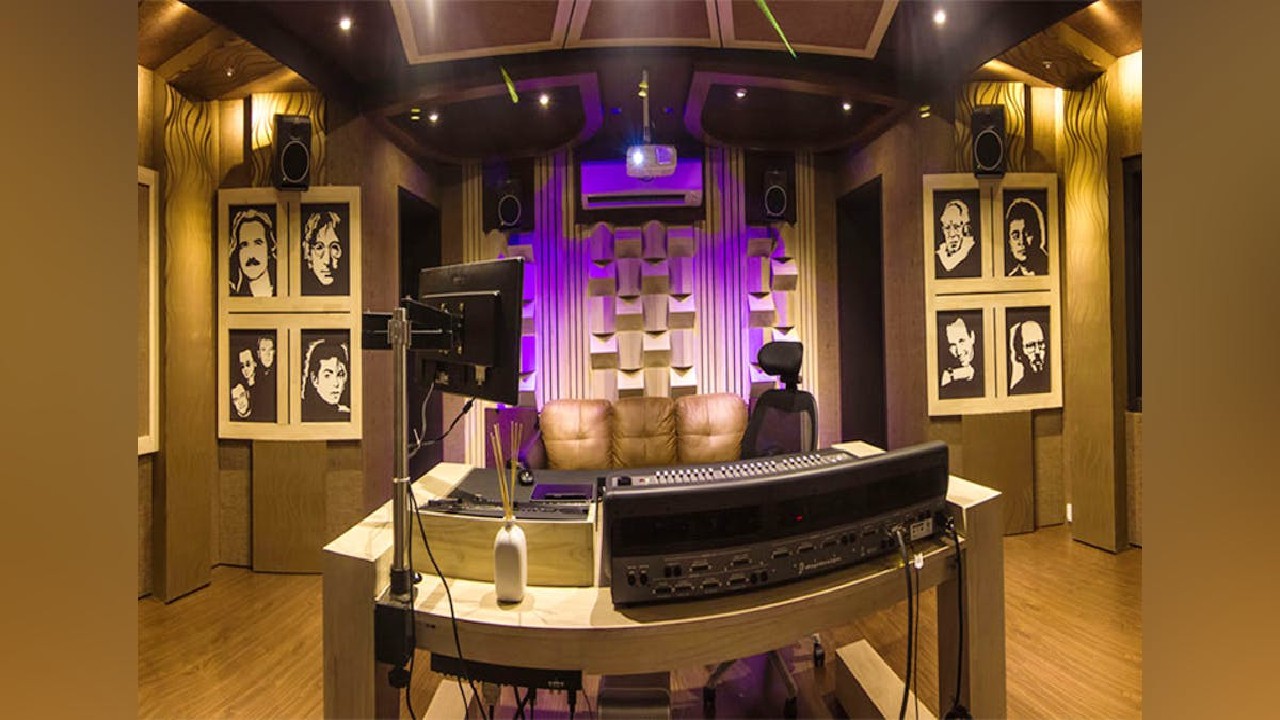 Aura Studios